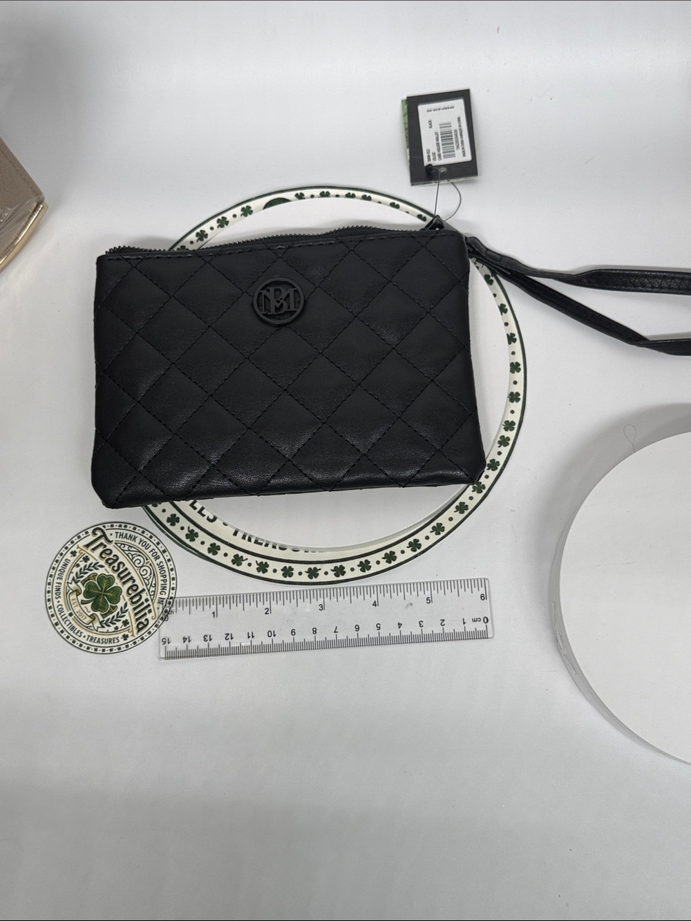 Badgley Mischka Black Quilted Wristlet Pouch